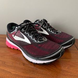 Brooks Ghost 10- size 8.5 womens